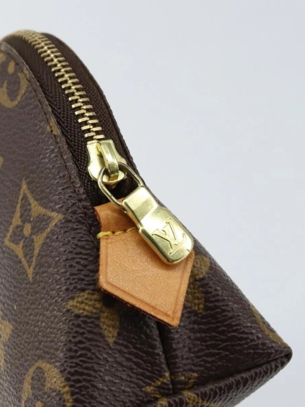 LOUIS VUITTON Monogram Pochette Cosmetic PM Pouch M43998 LV Auth BA9147 - Picture 8 of 16